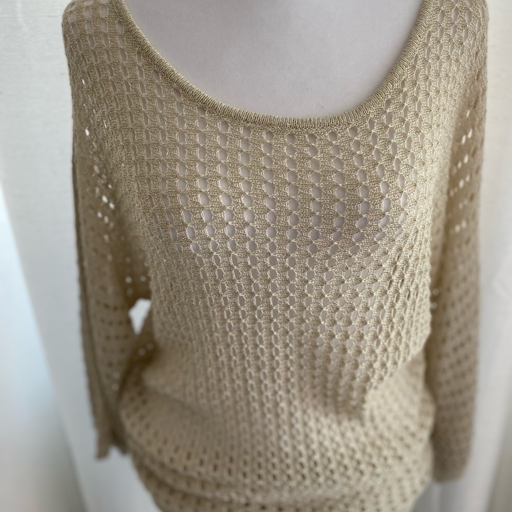 Express Top Small - Picture 3 of 7